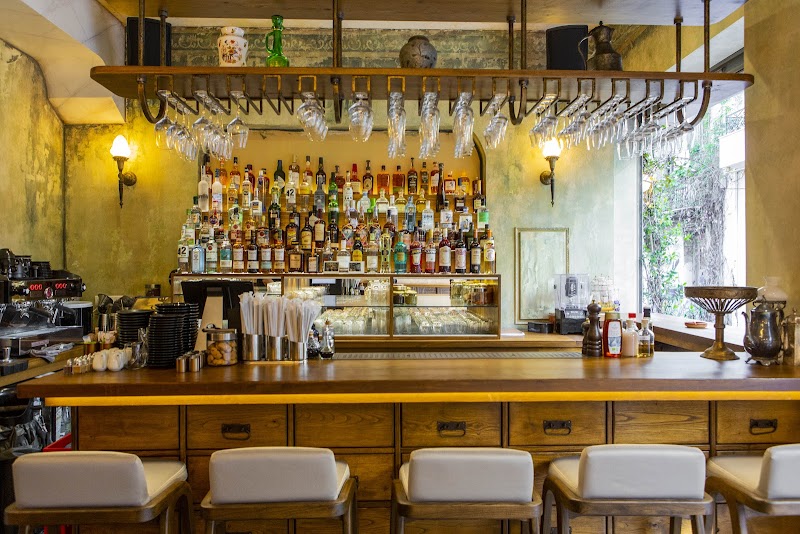 Usurum Brunch & Cocktails in Athens, specialty coffee cafe
