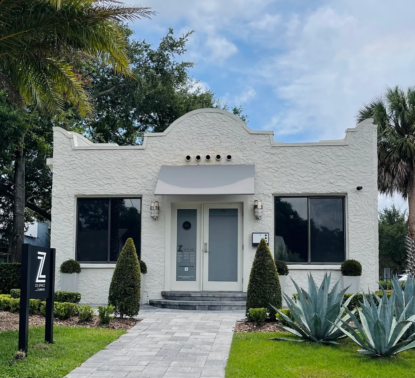 Z Co-Space & Clubhouse in Orlando, specialty coffee cafe